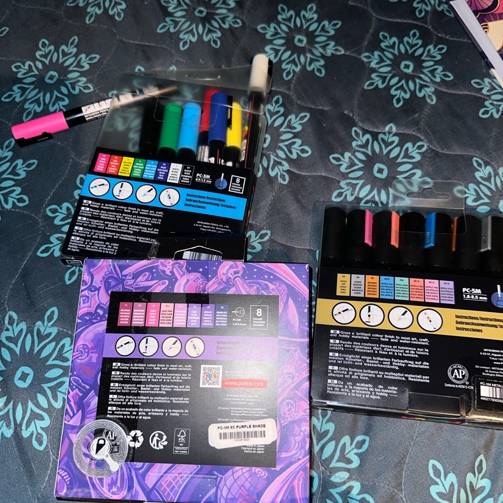 Posca Paint Marker Set - Picture 8 of 9